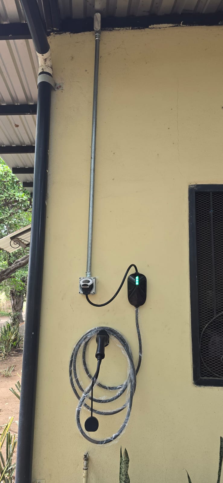 Sistema de Cargador EV – CHERY GrupoQ Michael P.